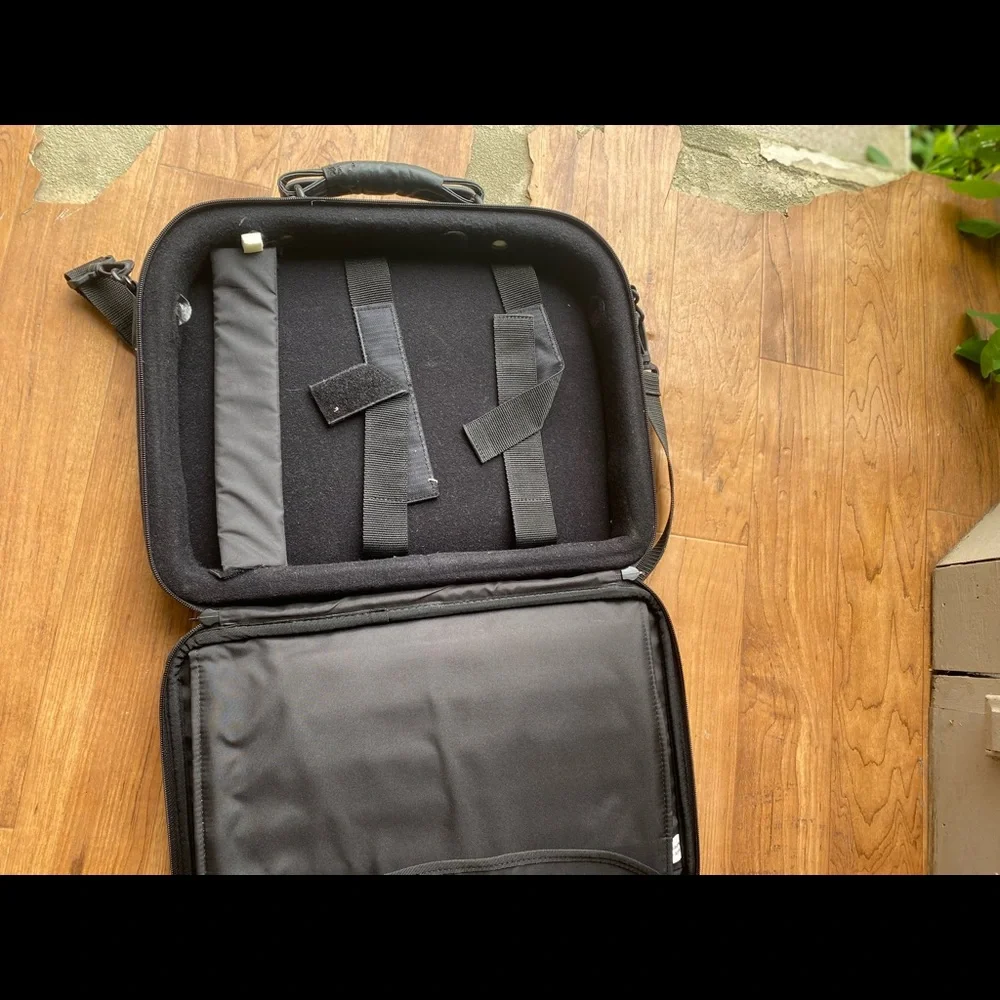 Laptop bag